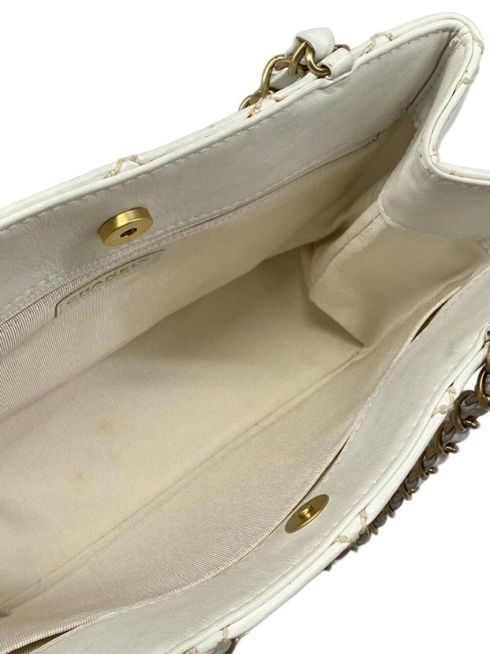 CHANEL Wild Stitch / Matelasse White Leather Shoulder Bag gold hardware - Picture 14 of 15